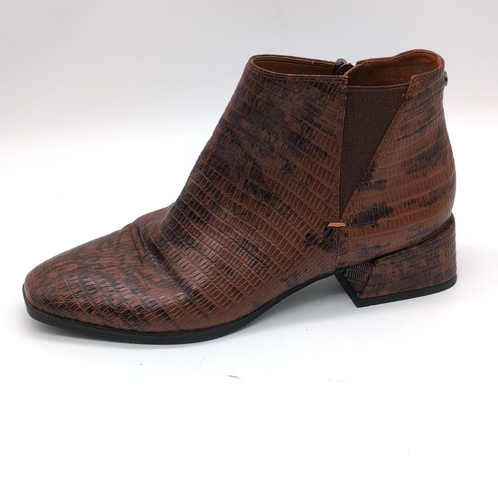 Franco Sarto Shoes Womens Nico Brown Snakeskin 7 Ankle Boots Zip Stretch Chic